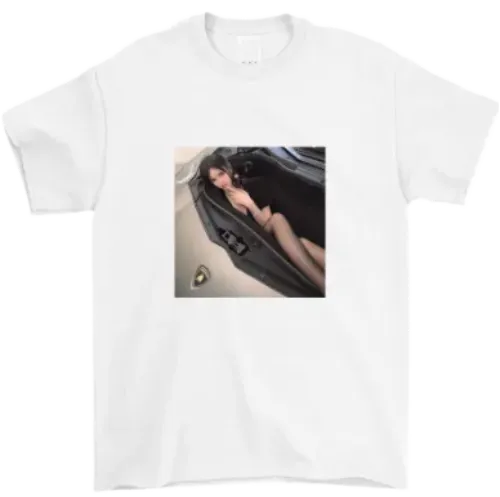 Girl in lamborghini tee