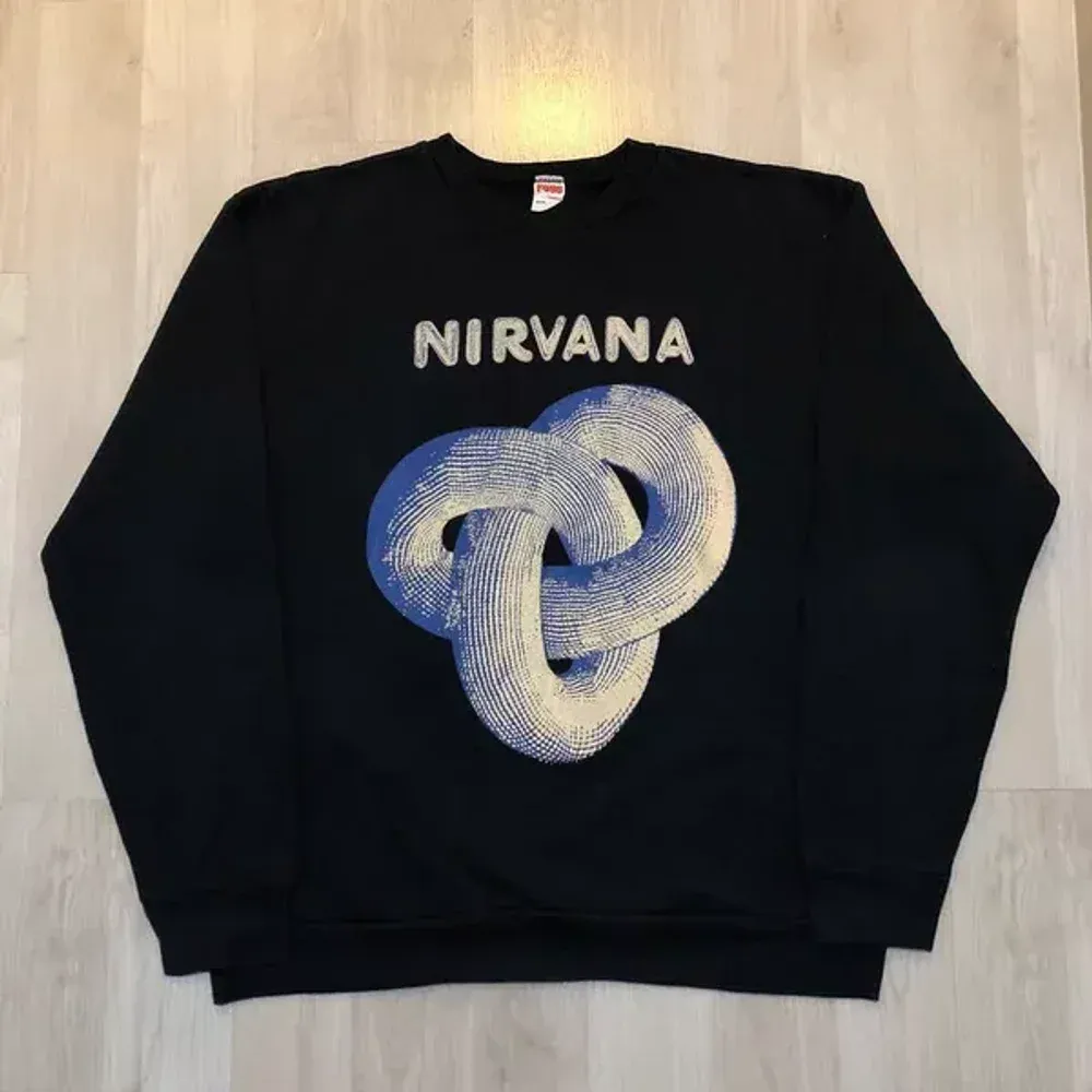 Nirvana Longsleeve (2+ Colorways)